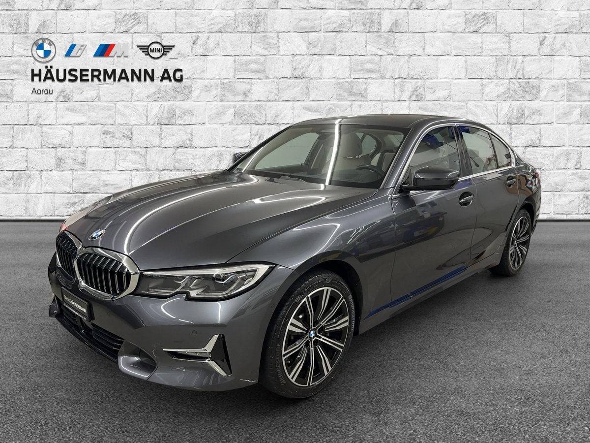 BMW 330i Luxury Line gebraucht für CHF 39'400,