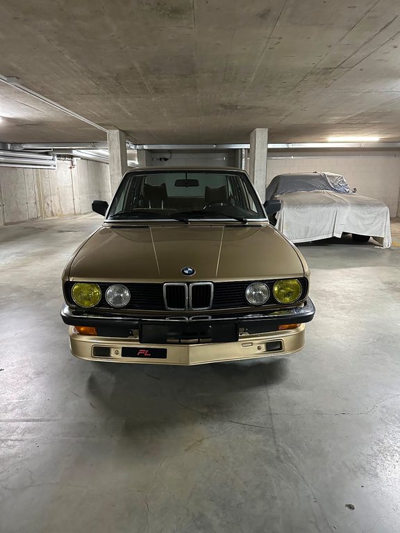 BMW E28 520i oldtimer für CHF 22'500,