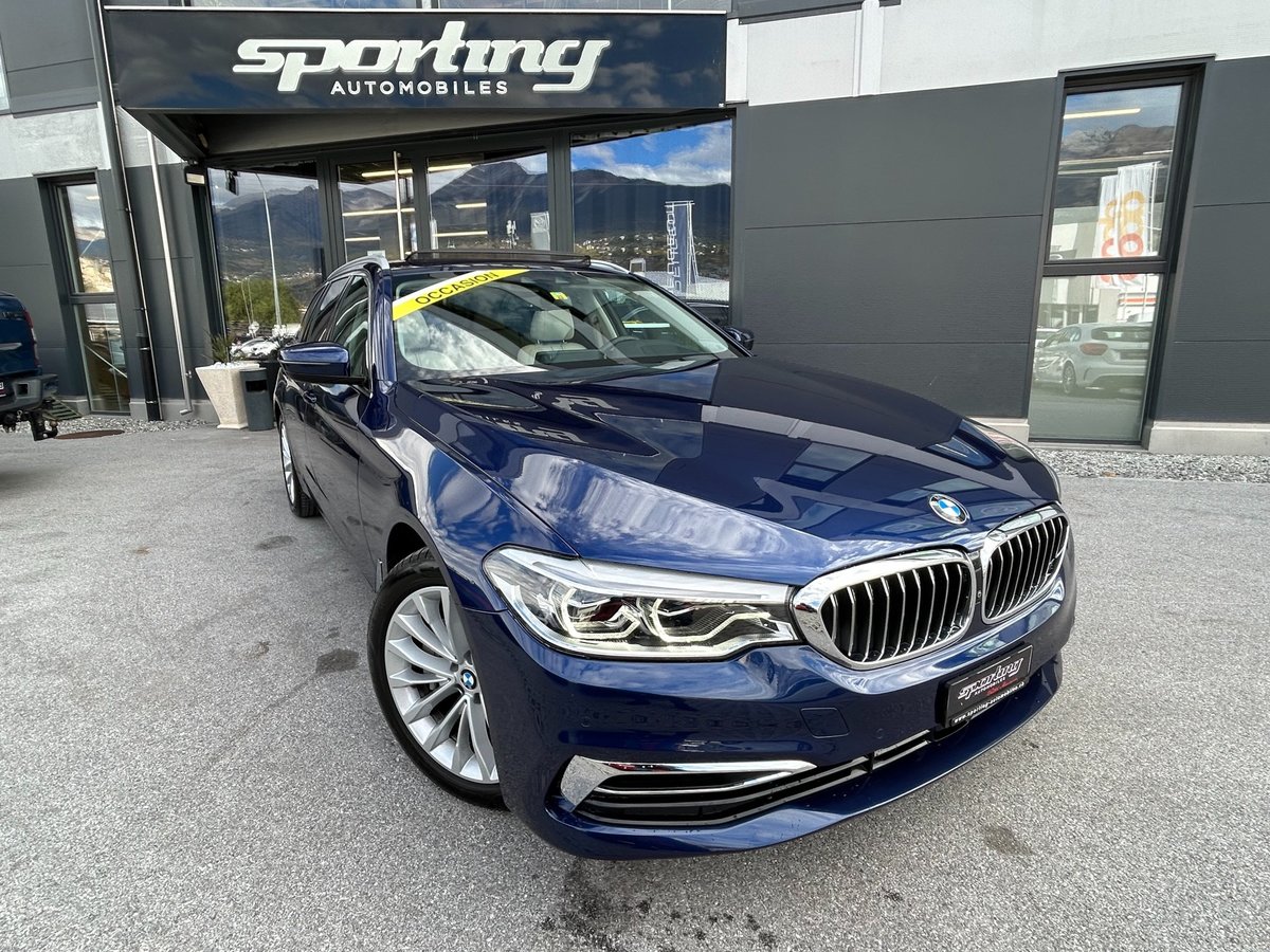 BMW 530i Touring Luxury Line Stept gebraucht für CHF 35'999,