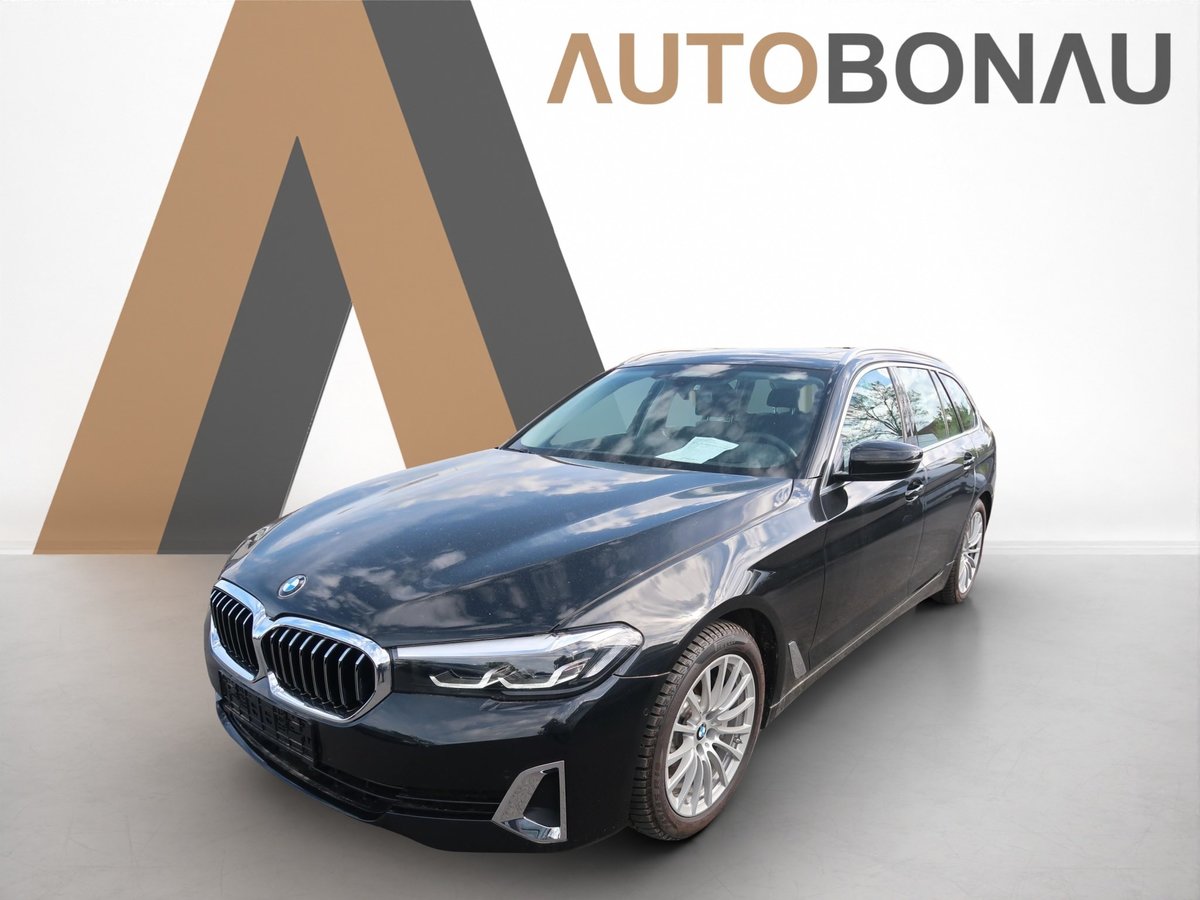 BMW 530i Luxury SAG Touring gebraucht für CHF 44'200,