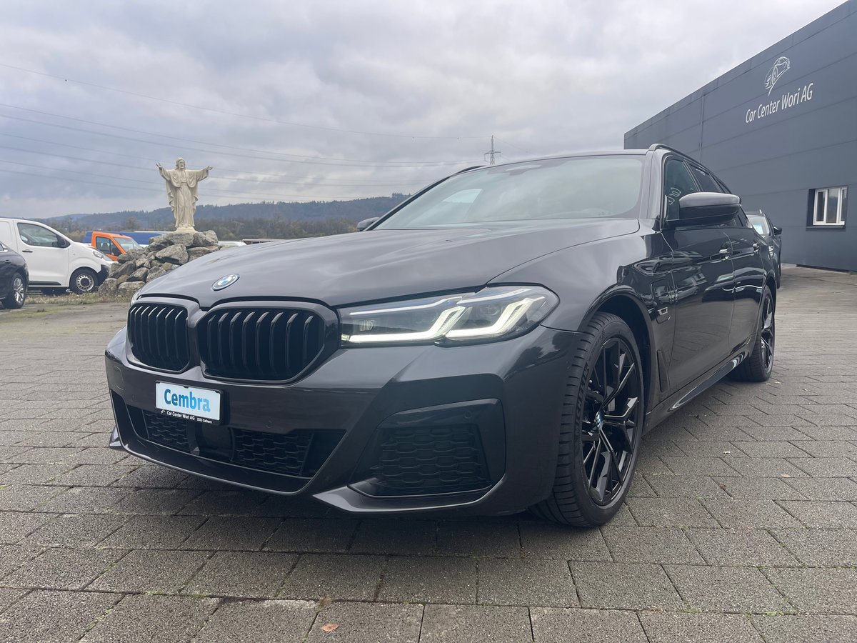 BMW 530e Touring M Sport Steptroni gebraucht für CHF 42'500,