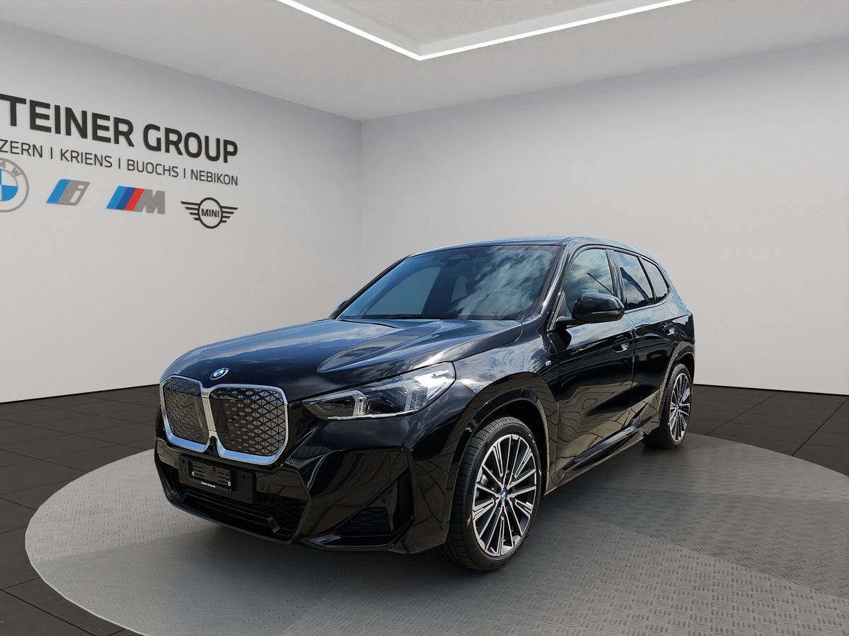 BMW iX1 30 M Sport neu für CHF 69'900,