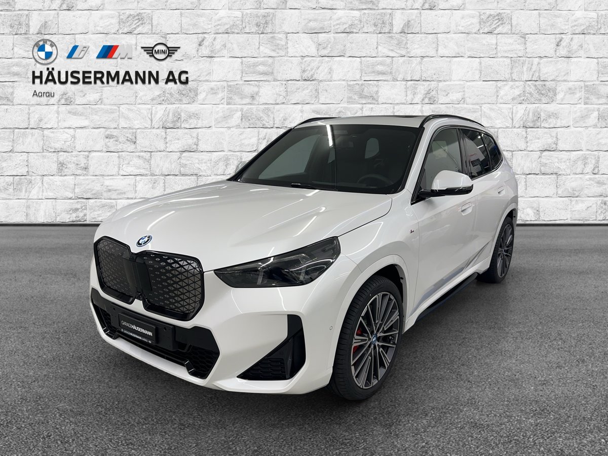 BMW iX1 30 M Sport Pro neu für CHF 72'400,