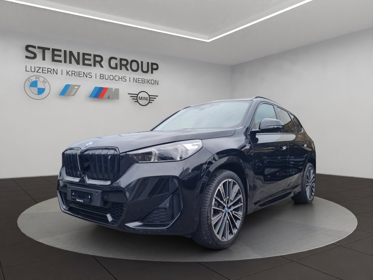 BMW iX1 30 M Sport gebraucht für CHF 54'900,