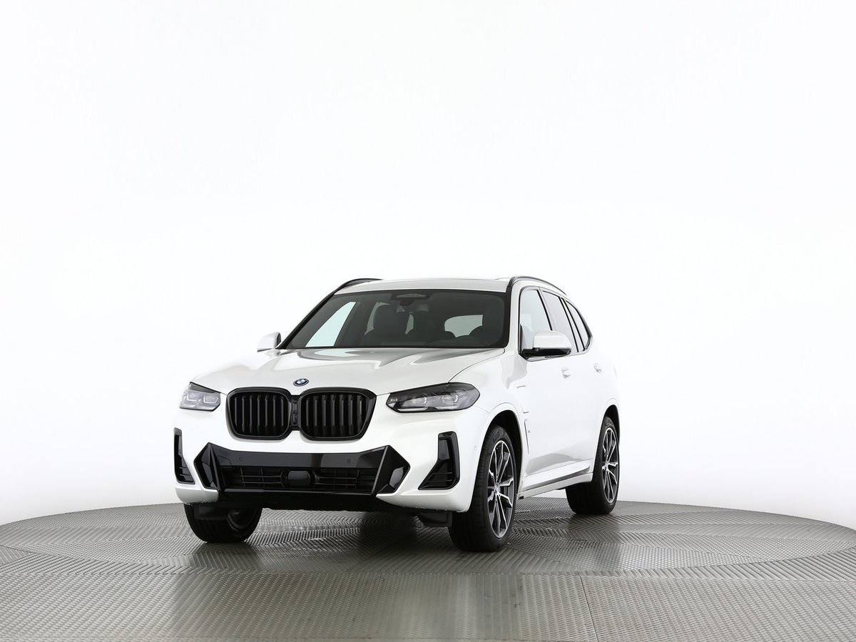 BMW X3 30e M Sport neu für CHF 88'600,