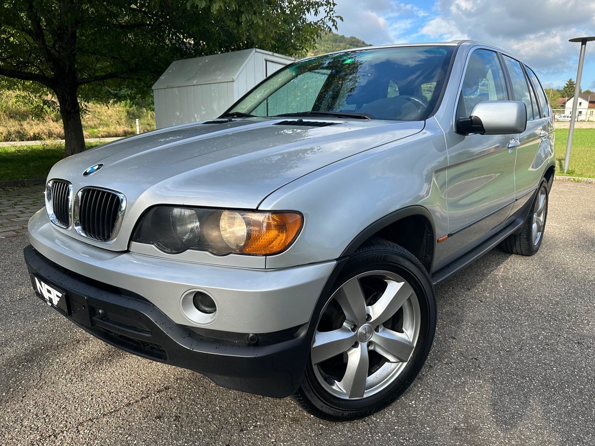 BMW X5 4.4i gebraucht für CHF 7'750,