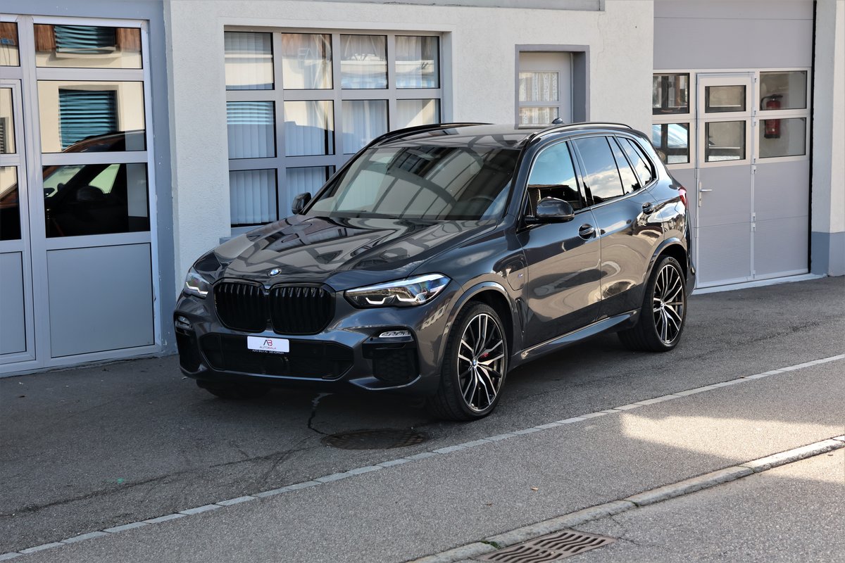 BMW X5 45e M Sport Steptronic gebraucht für CHF 56'900,