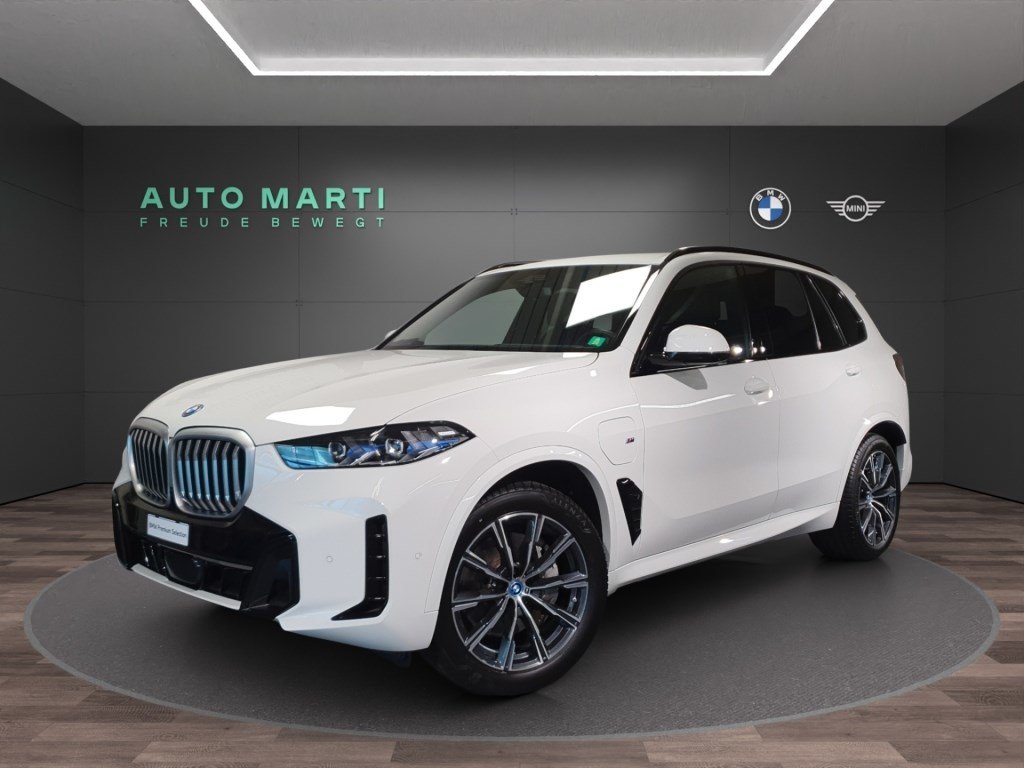 BMW X5 xDr 50e M Sport gebraucht für CHF 89'900,