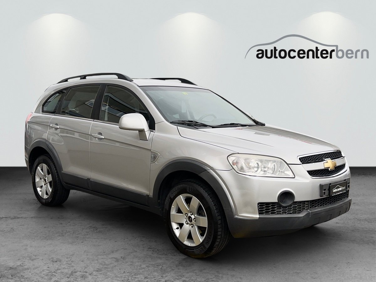 CHEVROLET Captiva 2.4 LS 2WD gebraucht für CHF 6'900,