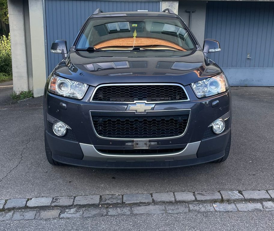 CHEVROLET Captiva 2.2 VCDi LTZ 4WD gebraucht für CHF 4'700,