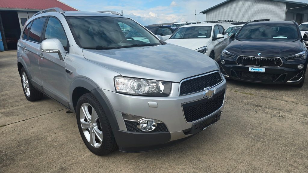 CHEVROLET Captiva 2.2 VCDi LT 4WD gebraucht für CHF 5'900,