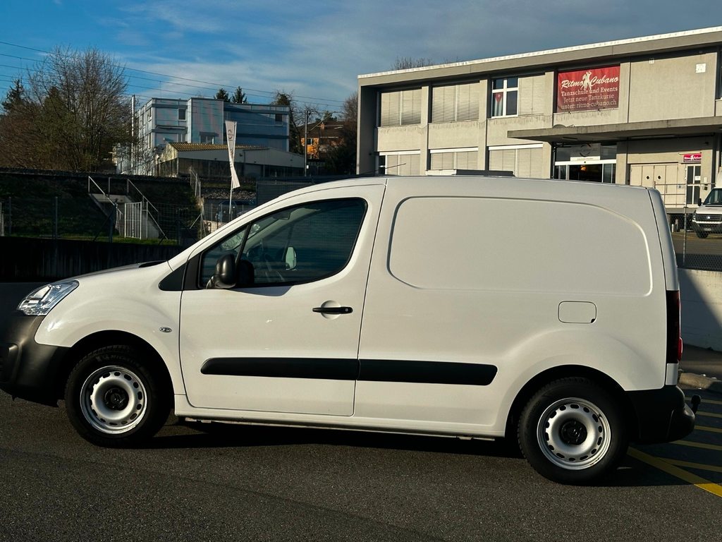 CITROEN Berlingo 600 1.6 VTi Busin gebraucht für CHF 9'990,