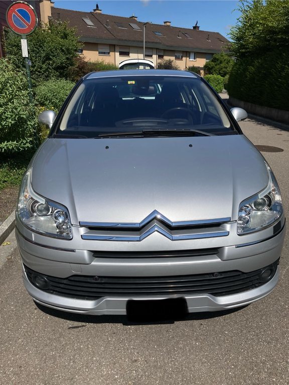 CITROEN C4 2.0i 16V Exclusive gebraucht für CHF 3'200,