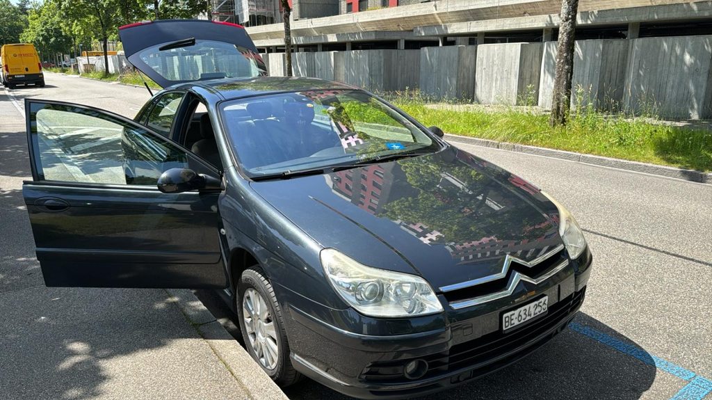 CITROEN C5 2.0i 16V Exclusive gebraucht für CHF 1'000,