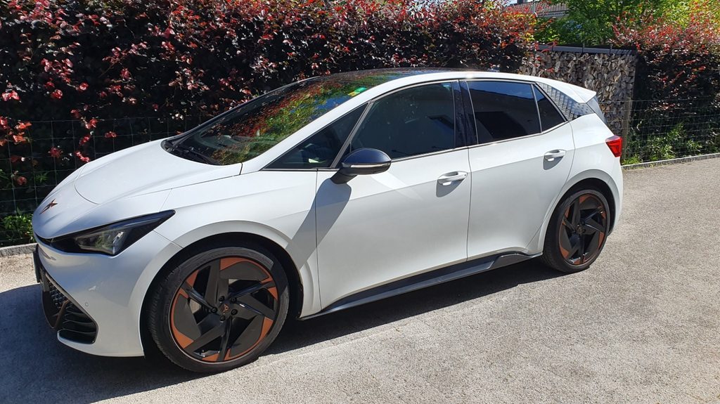 CUPRA Born El primero tres gebraucht für CHF 26'700,