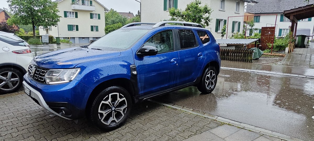 DACIA Duster 1.3 TCe 150 Celebrati gebraucht für CHF 13'900,