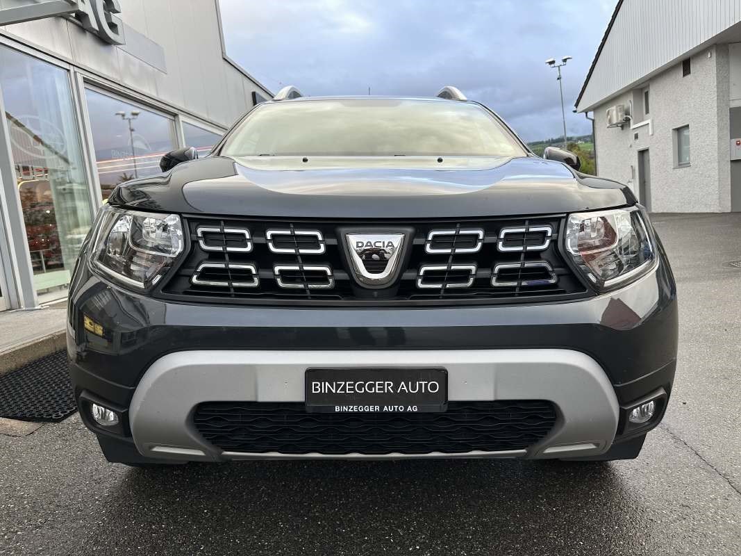 DACIA Duster 1.3 TCe Celebration 4 gebraucht für CHF 17'900,