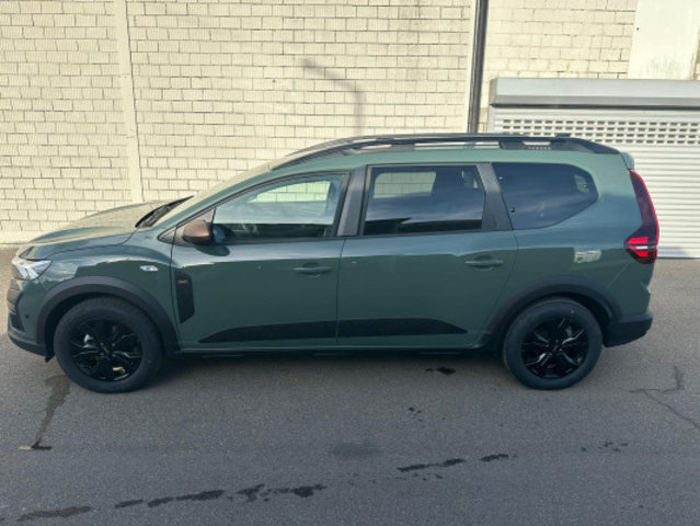 DACIA Jogger HEV 140 Extreme vorführwagen für CHF 29'440,