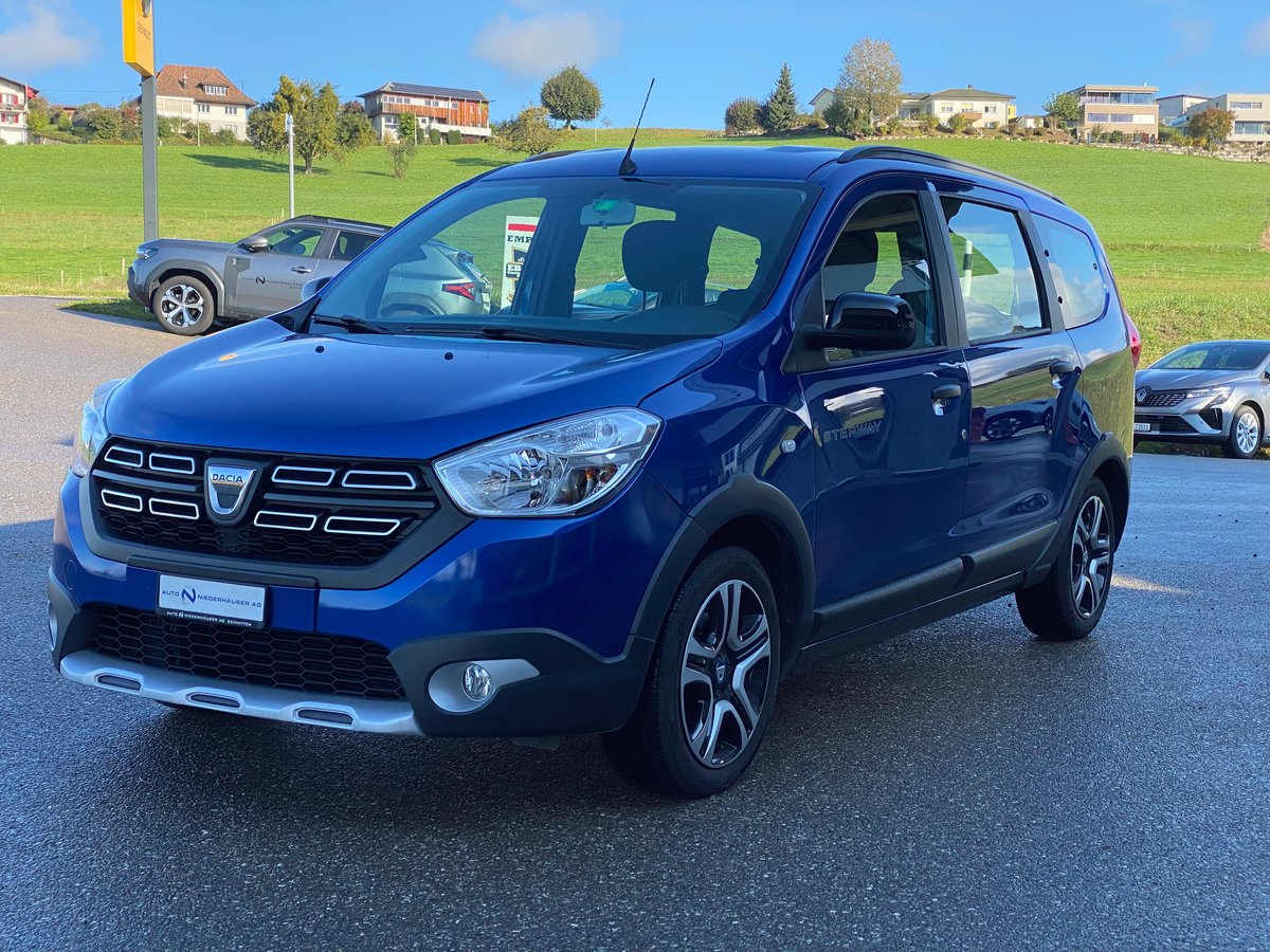 DACIA Lodgy TCE 130 Celebration 7P gebraucht für CHF 14'310,