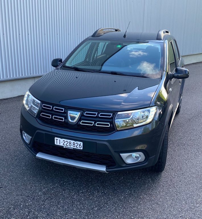 DACIA 1DD1 51 gebraucht für CHF 7'900,