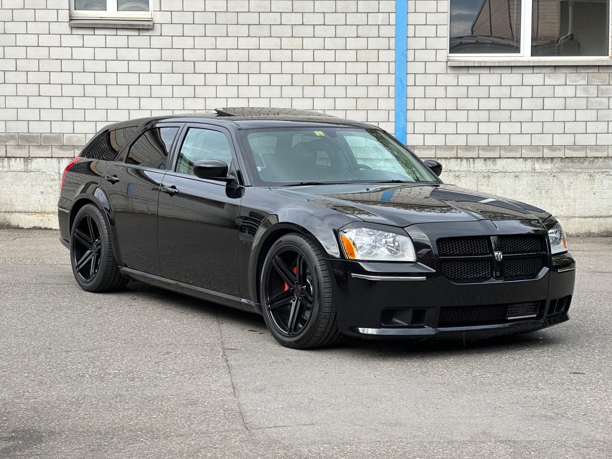 DODGE Magnum SRT 8 6.1