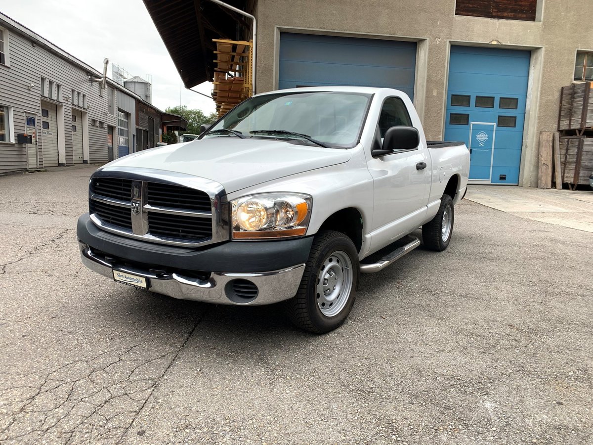 DODGE Ram 1500 4x4 V8 gebraucht für CHF 9'999,