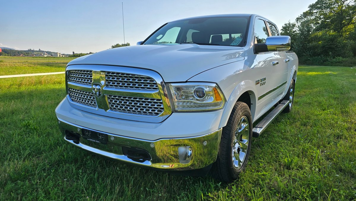 DODGE RAM 1500 5.7 V8 Hemi CrewCab gebraucht für CHF 37'900,