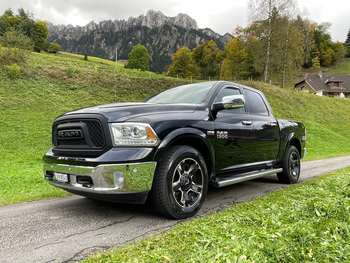 DODGE 5.7 V8 1500 Laramie gebraucht für CHF 30'900,