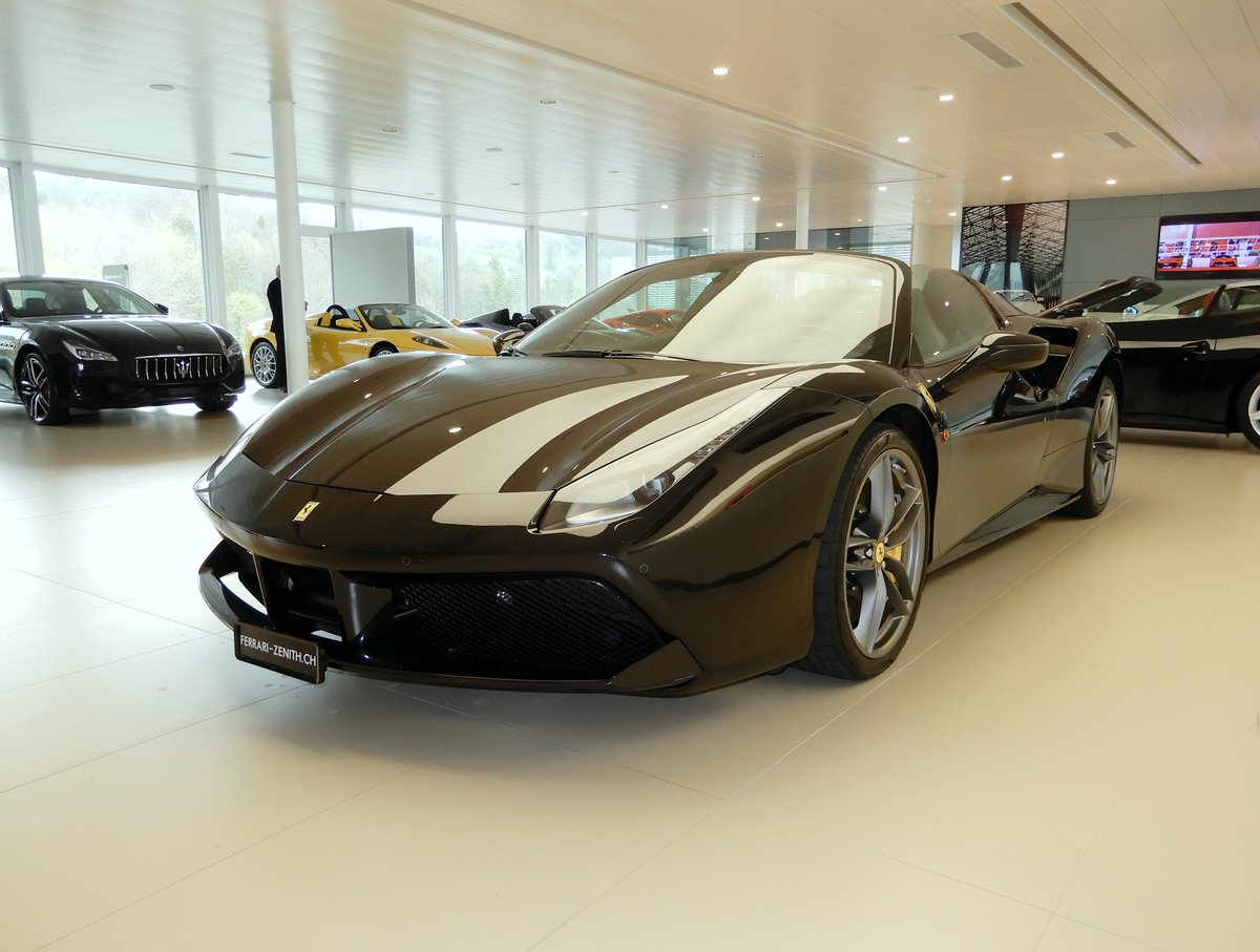 FERRARI 488 Spider 3.9 V8 gebraucht für CHF 229'900,