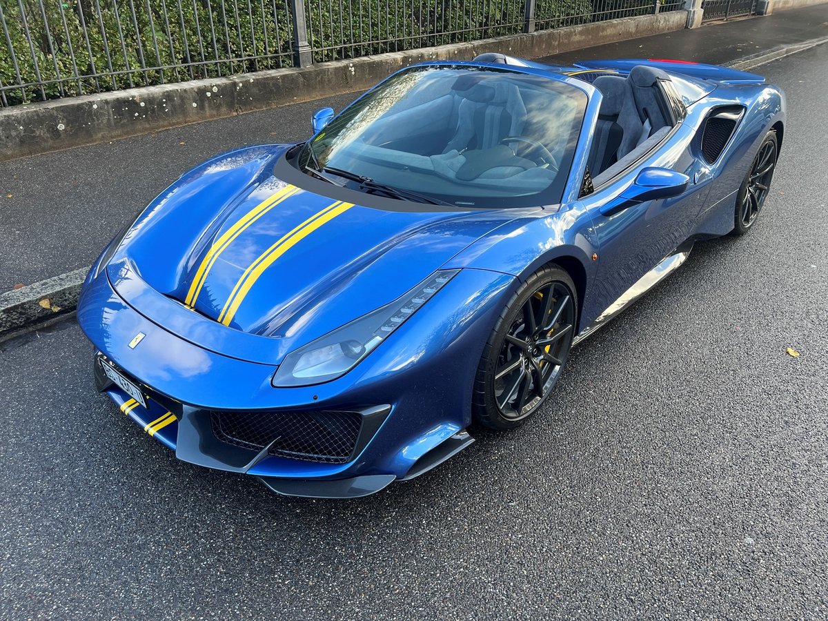 FERRARI 488 Pista Spider 3.9 V8 gebraucht für CHF 650'000,