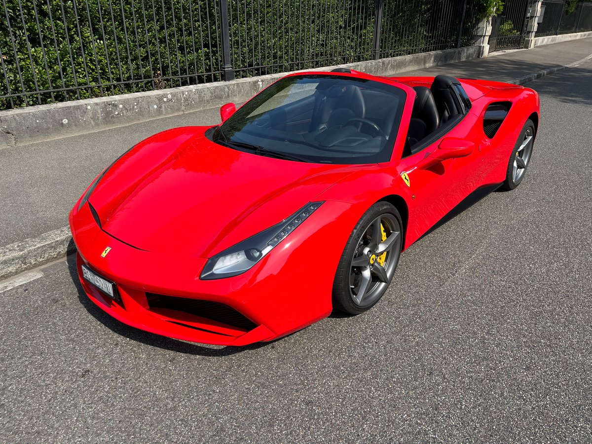 FERRARI 488 Spider 3.9 V8 gebraucht für CHF 237'000,