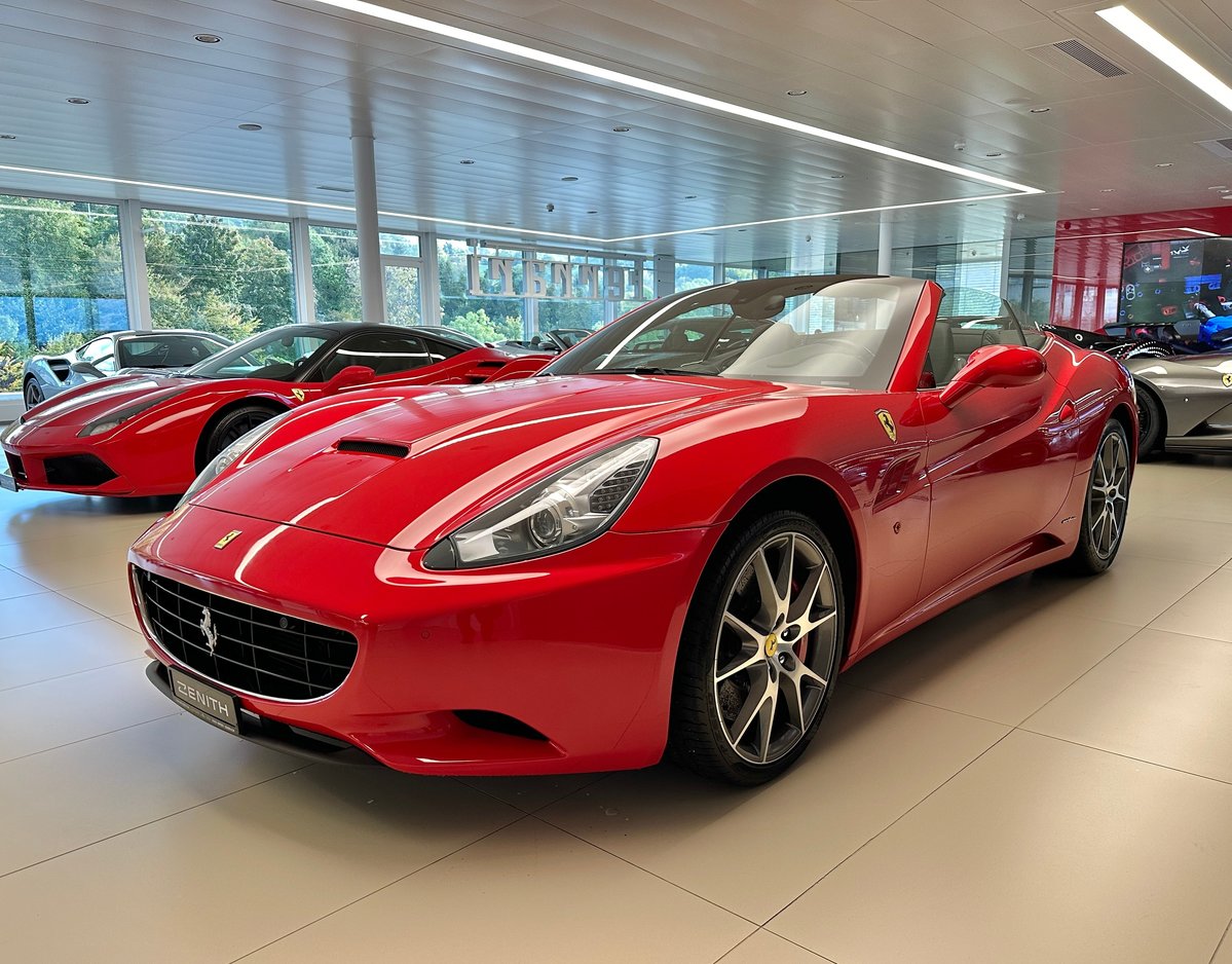 FERRARI California 4.3 V8 gebraucht für CHF 99'500,