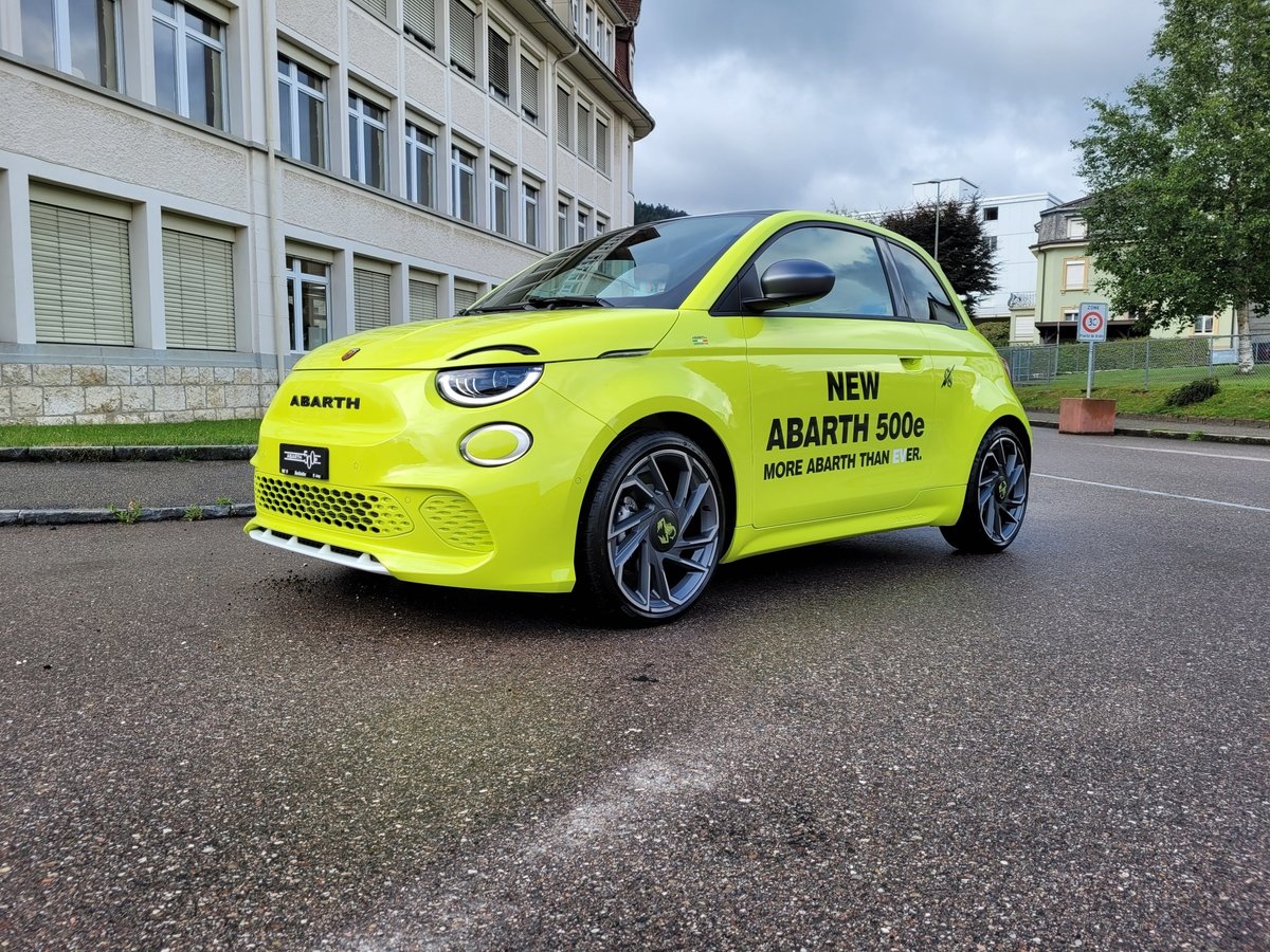 FIAT Abarth 500e Scorpionissima vorführwagen für CHF 34'900,