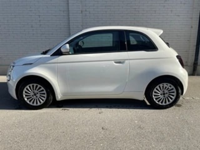 FIAT 500 el 87 kW Cult neu für CHF 26'800,