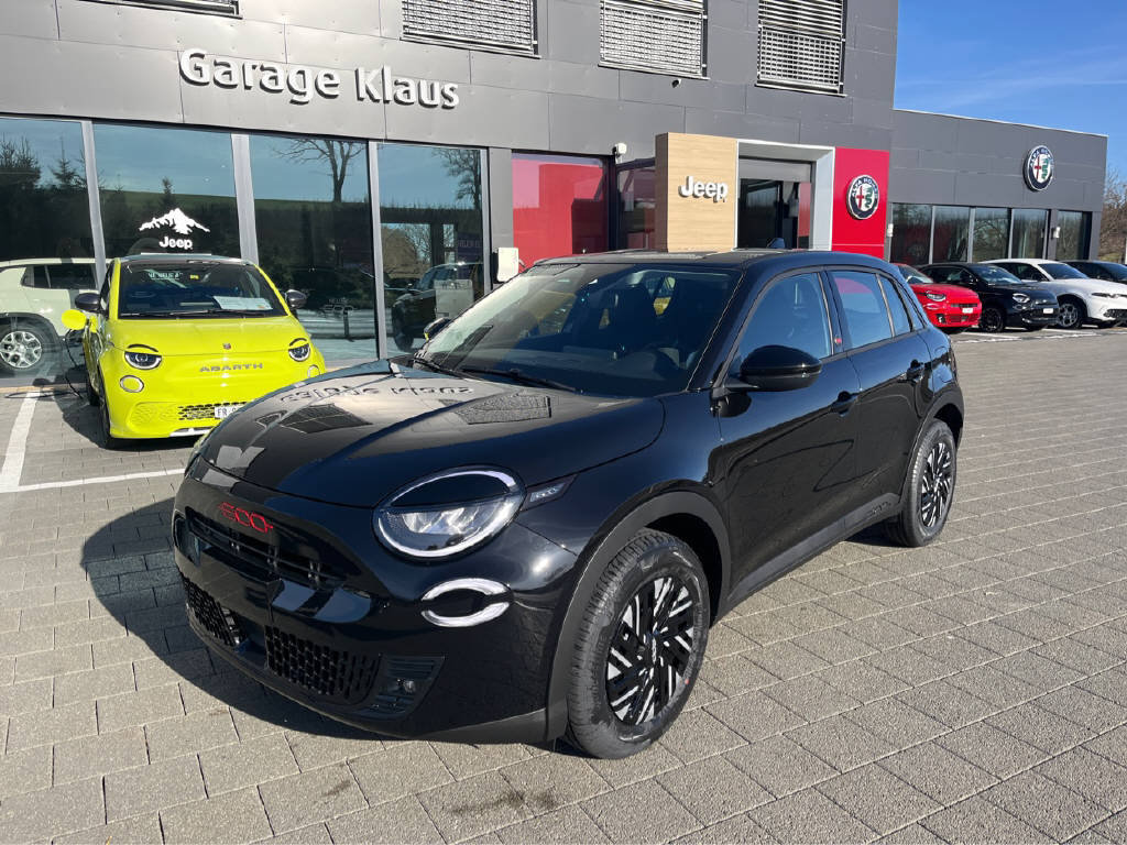 FIAT 600 Red vorführwagen für CHF 32'900,