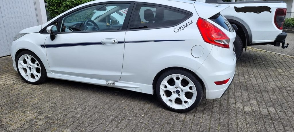 FORD Fiesta 1.6 16V Sport gebraucht für CHF 3'500,