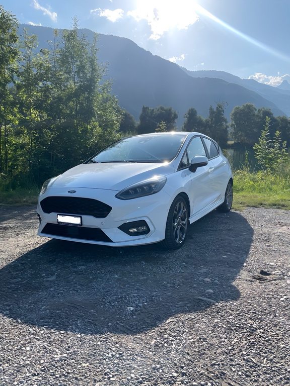 FORD Fiesta 1.0 EcoB Hybrid ST