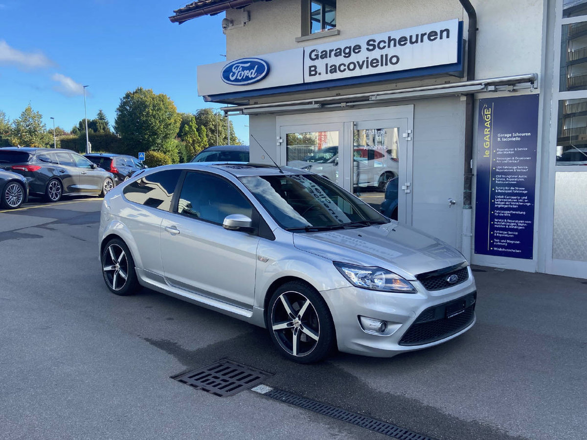 FORD Focus 2.5i 20V ST gebraucht für CHF 8'500,