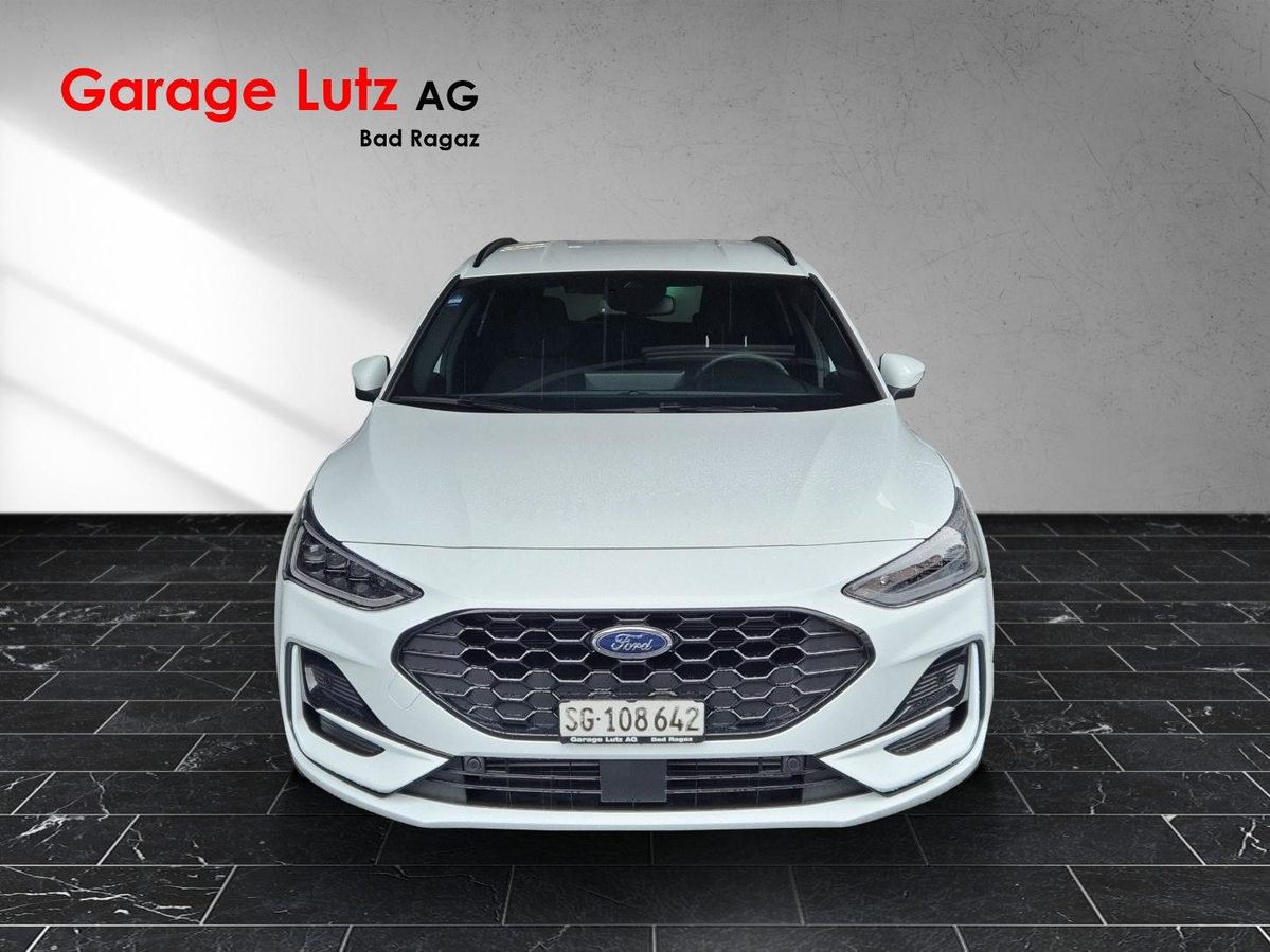 FORD Focus Station Wagon 1.0i EcoB gebraucht für CHF 28'890,