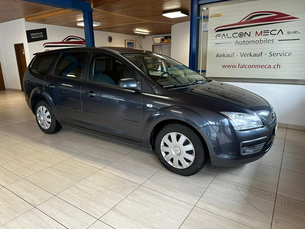 FORD Focus Kombi 1.6i 16V Ti