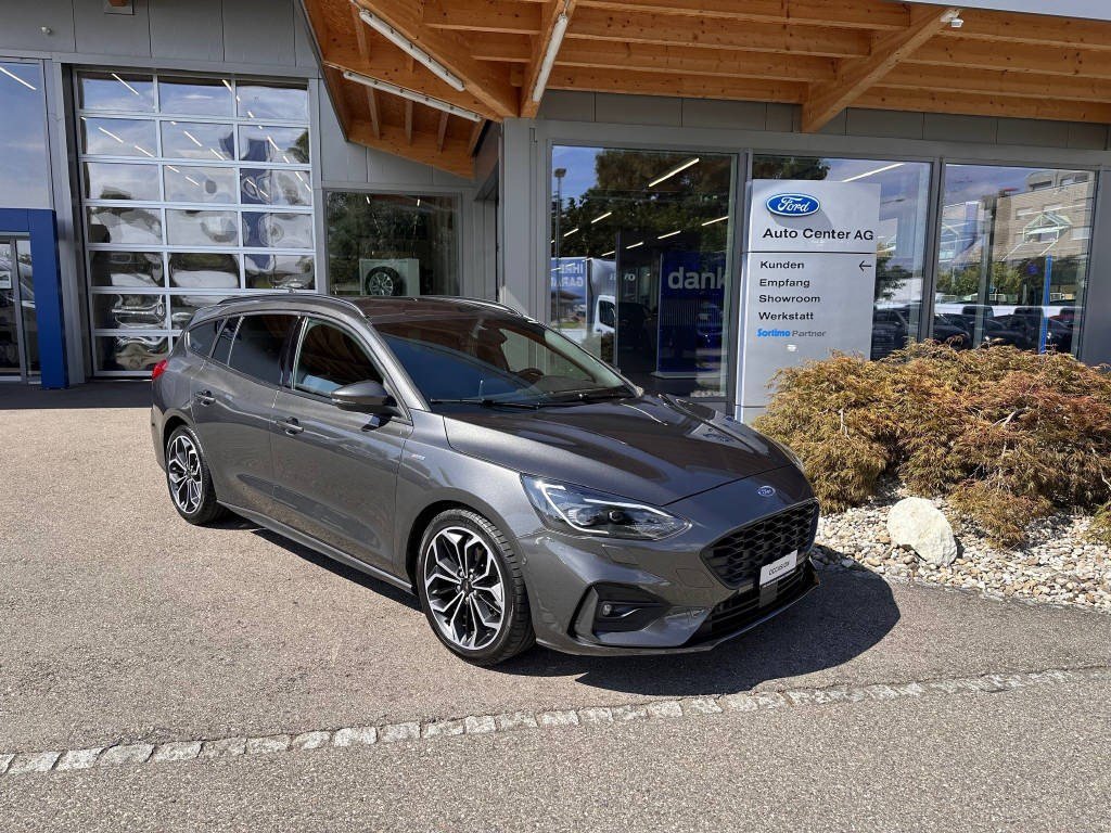 FORD Focus Station Wagon 1.0i EcoB gebraucht für CHF 17'950,