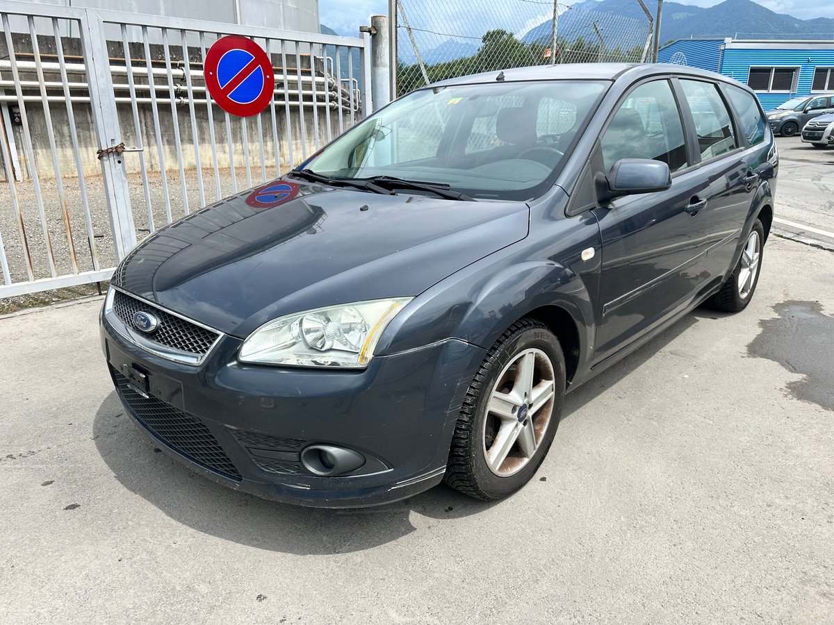 FORD Focus 2.0i Carving gebraucht für CHF 2'900,