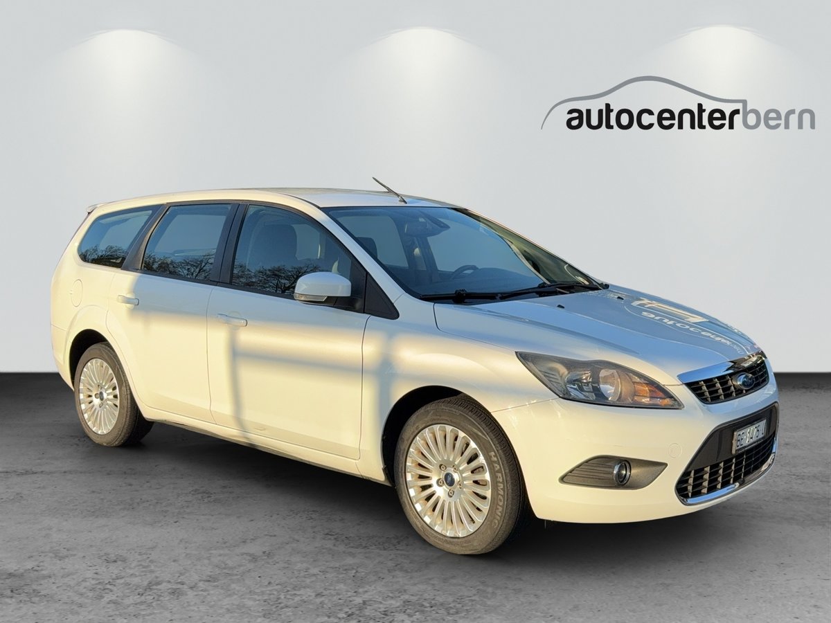 FORD Focus 1.6i Ambiente gebraucht für CHF 3'500,