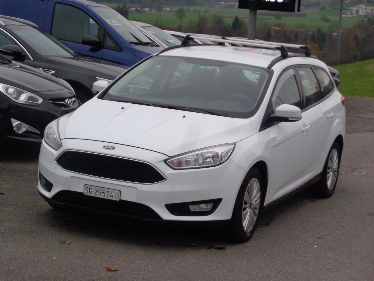 FORD Focus 1.0 SCTi Business gebraucht für CHF 8'900,