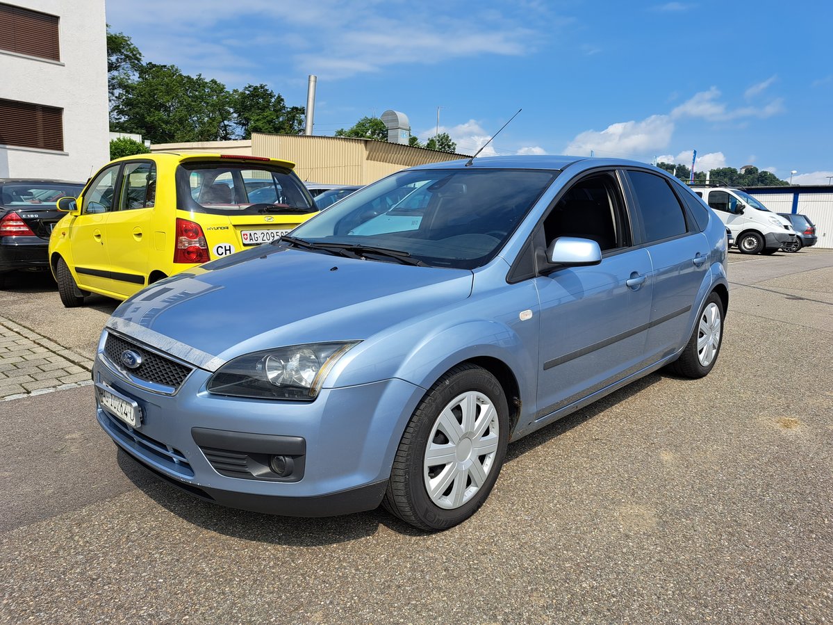 FORD Focus 2.0 TDCi Ghia gebraucht für CHF 800,