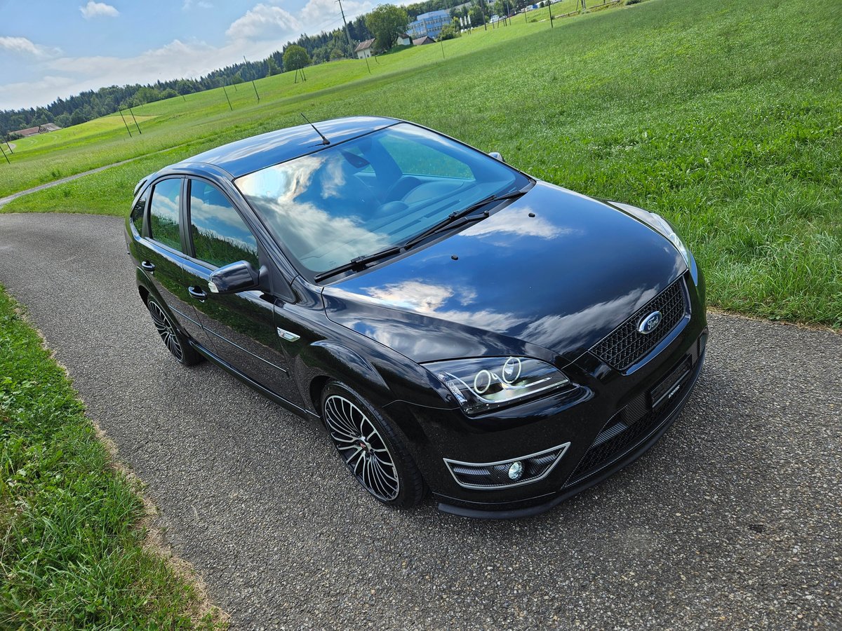 FORD Focus 2.5 Turbo ST gebraucht für CHF 4'997,