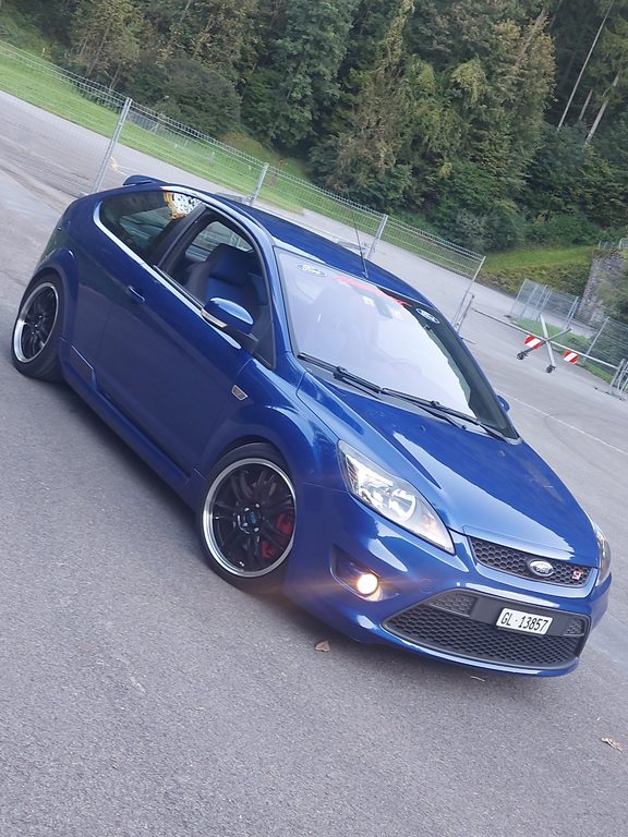 FORD Focus 2.5i 20V ST gebraucht für CHF 7'800,