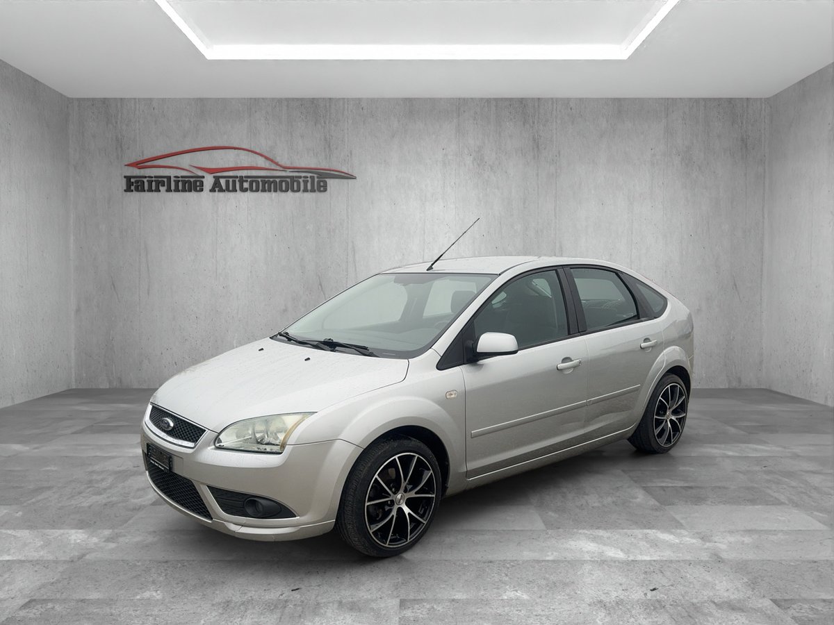 FORD Focus 1.8i Carving gebraucht für CHF 2'300,