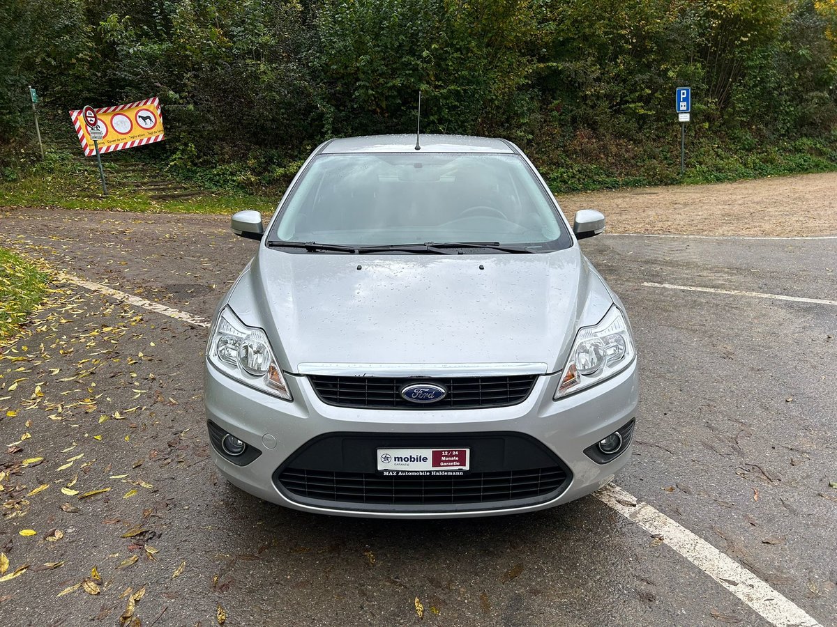 FORD Focus 1.6i VCT Carving gebraucht für CHF 7'999,