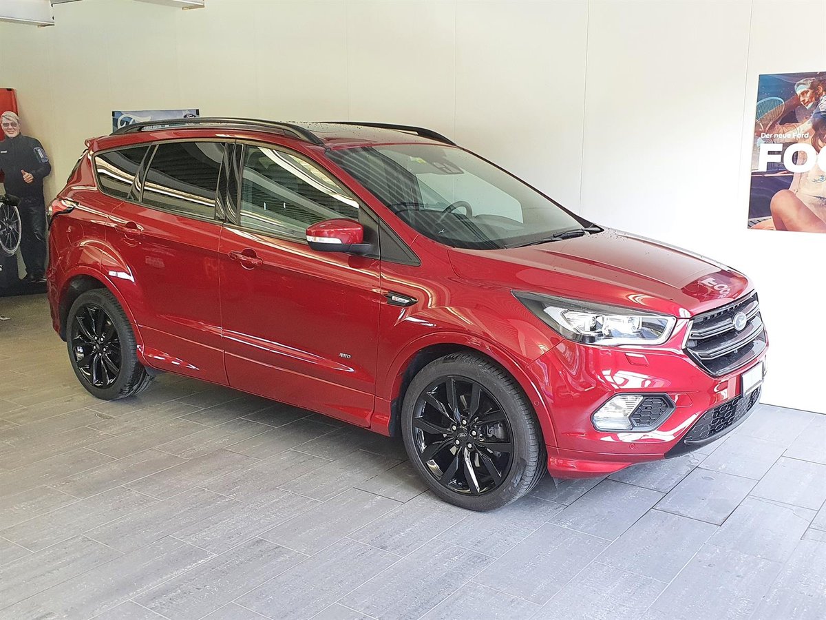 FORD Kuga 2.0 EcoB 240 ST